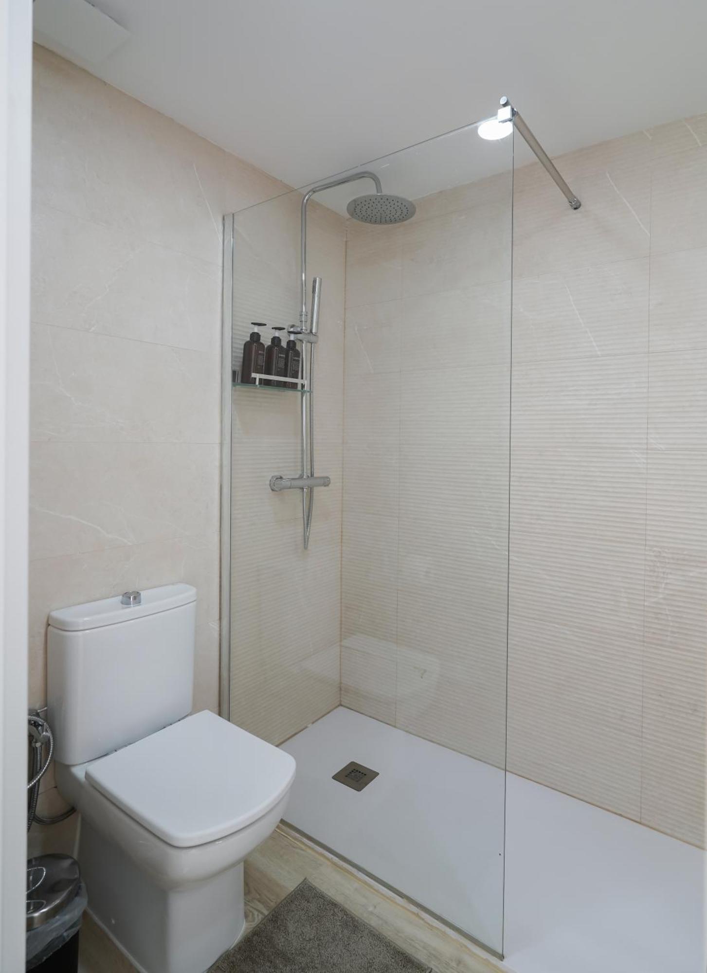 Nomad Malaga - Chic Apartament Center Torremolinos Exterior foto