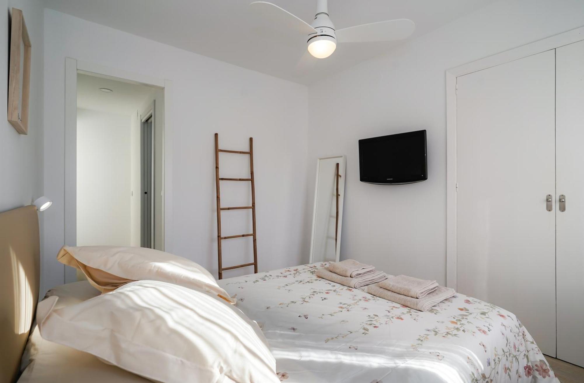 Nomad Malaga - Chic Apartament Center Torremolinos Exterior foto